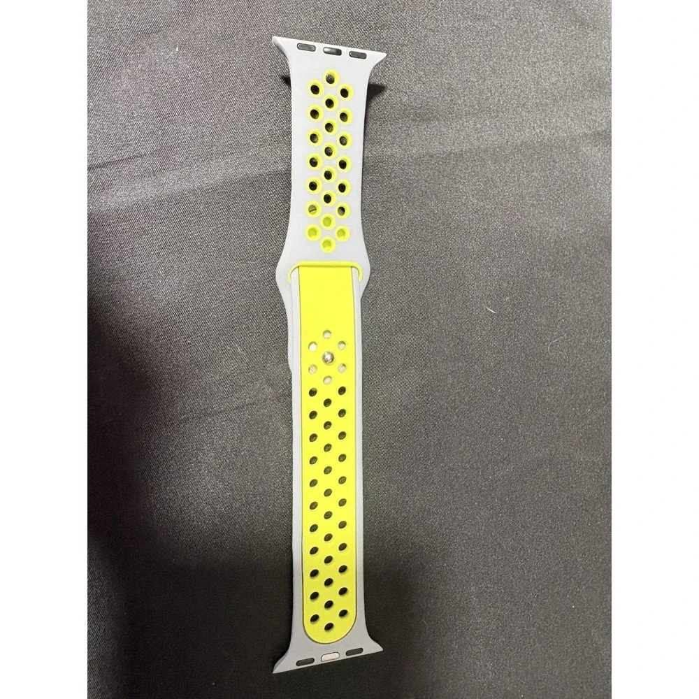 Apple Watch Band 38/40/41mm Breathable Sport Silicone Gray Volt M/L